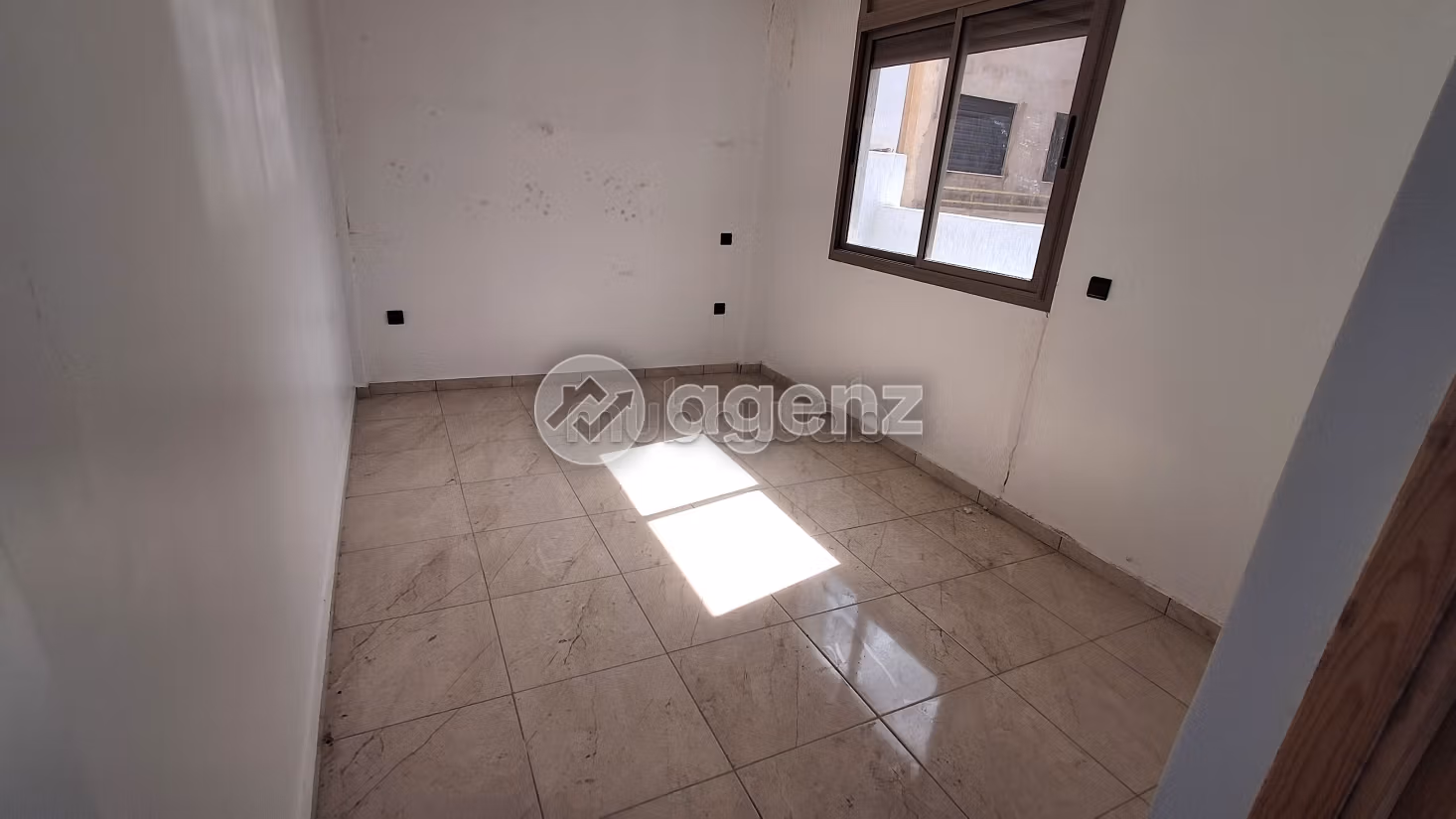Appartement à vendre 90 m², 2 chambres Almaz Casablanca — 2
