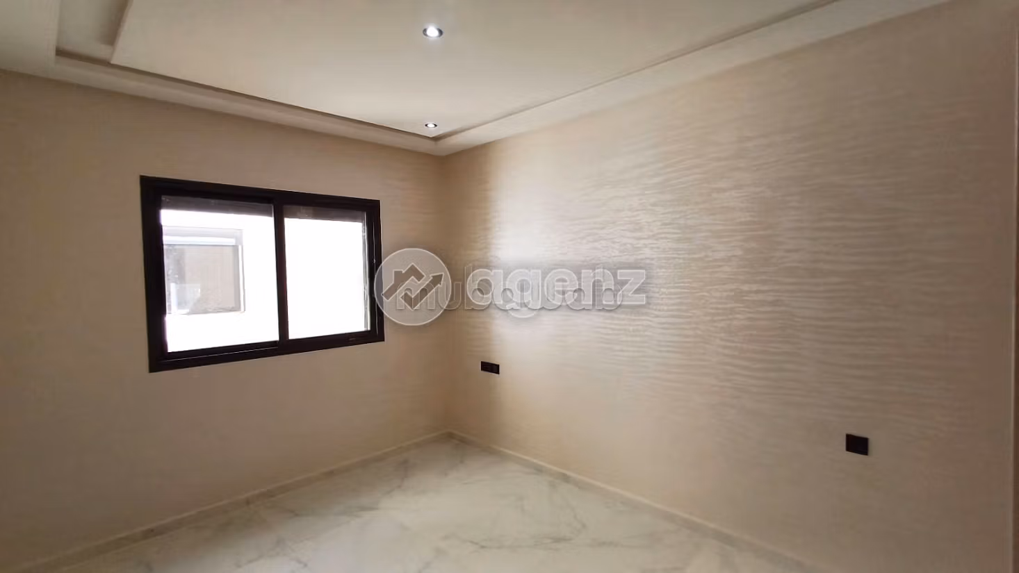 RÉSIDENCE THAMI Appartement à vendre 120 m², 3 chambres El Bassatine Meknès — 3