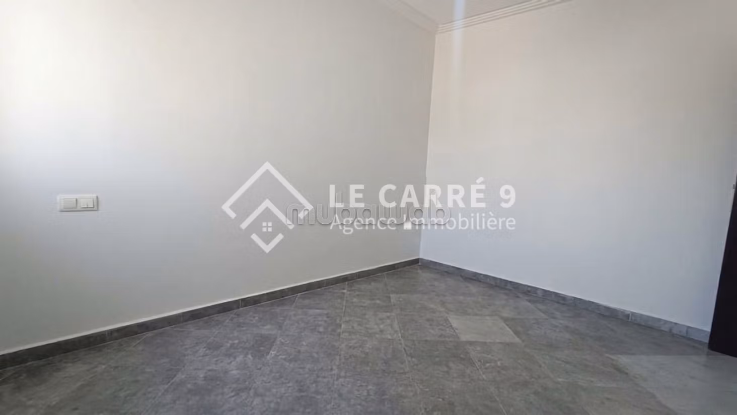 A vendre appartement S1 au Lac 2