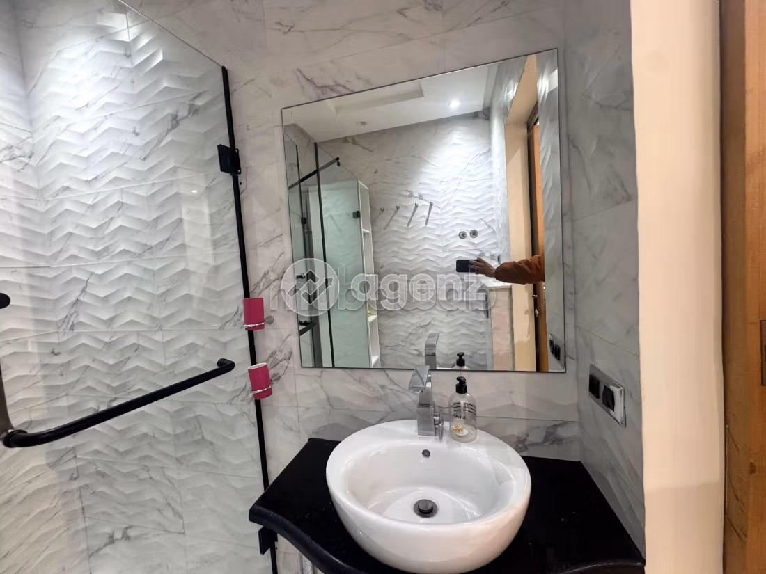 Apartamento en venta 116 m², 2 habitaciones Oulfa Casablanca
