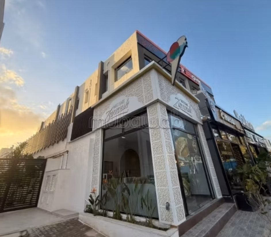 A business premises for sale in Aouina