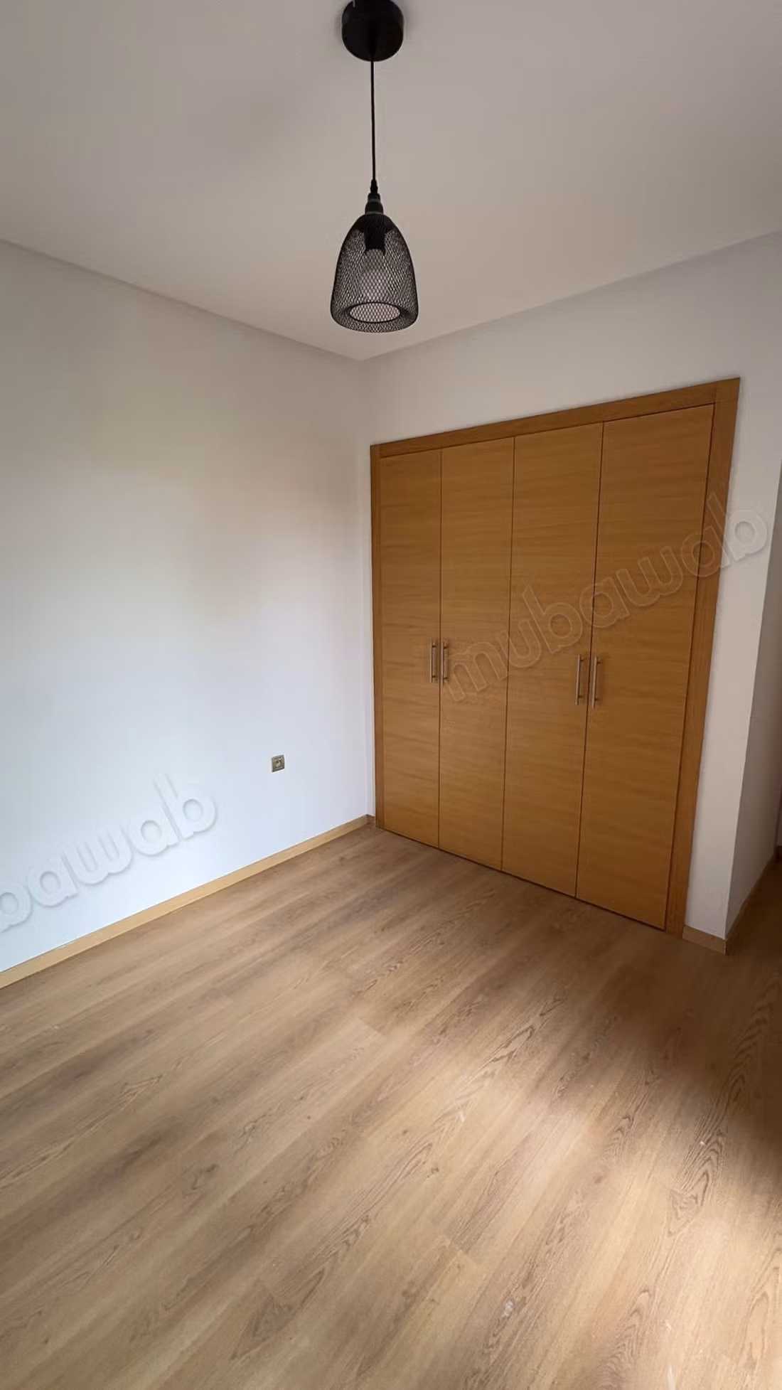 Prachtig 2 kamers leeg appartement op tuinlevel