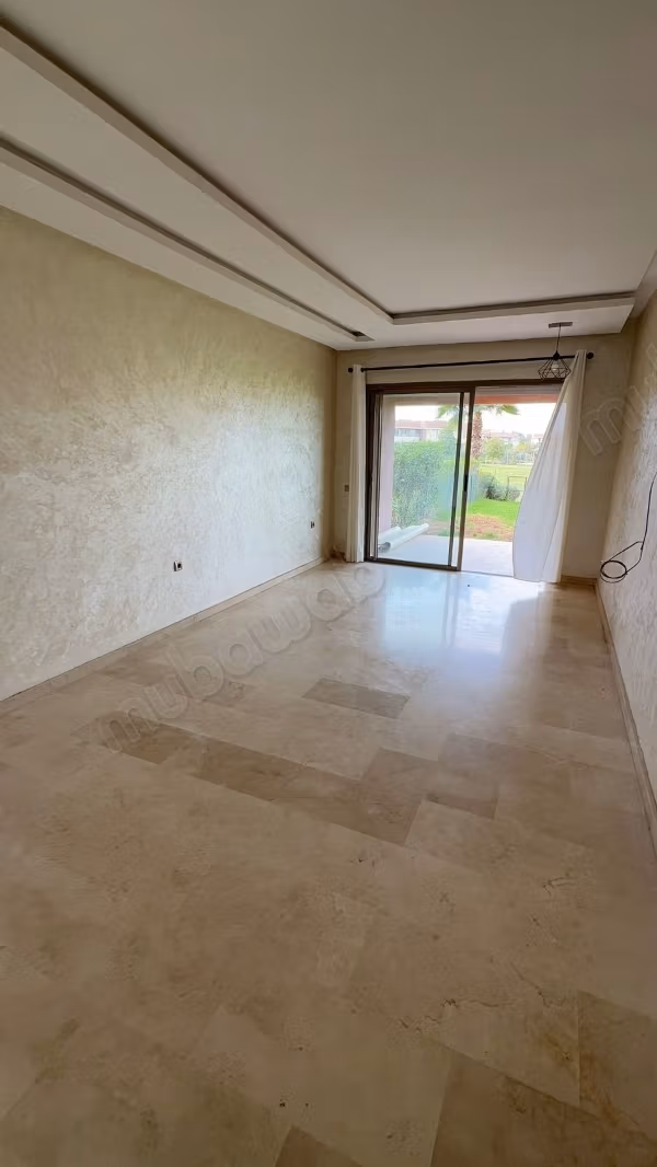 Splendide appet 2 chs vide rez de jardin