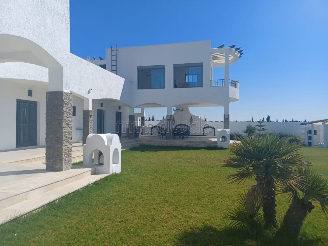 Casa di campagna tranquilla e naturale con 9 stanze