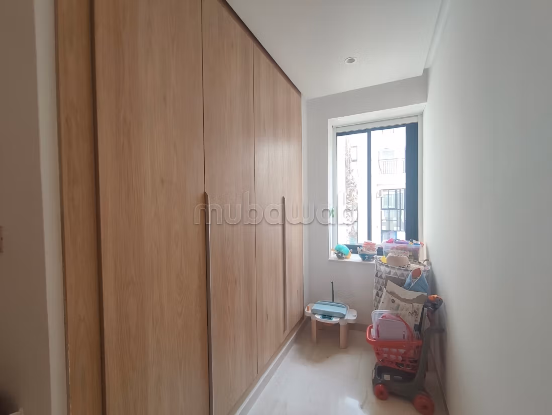 Appartement à louer à Gammarth. Surface de 193 m². Système de parabole et résidence sécurisée