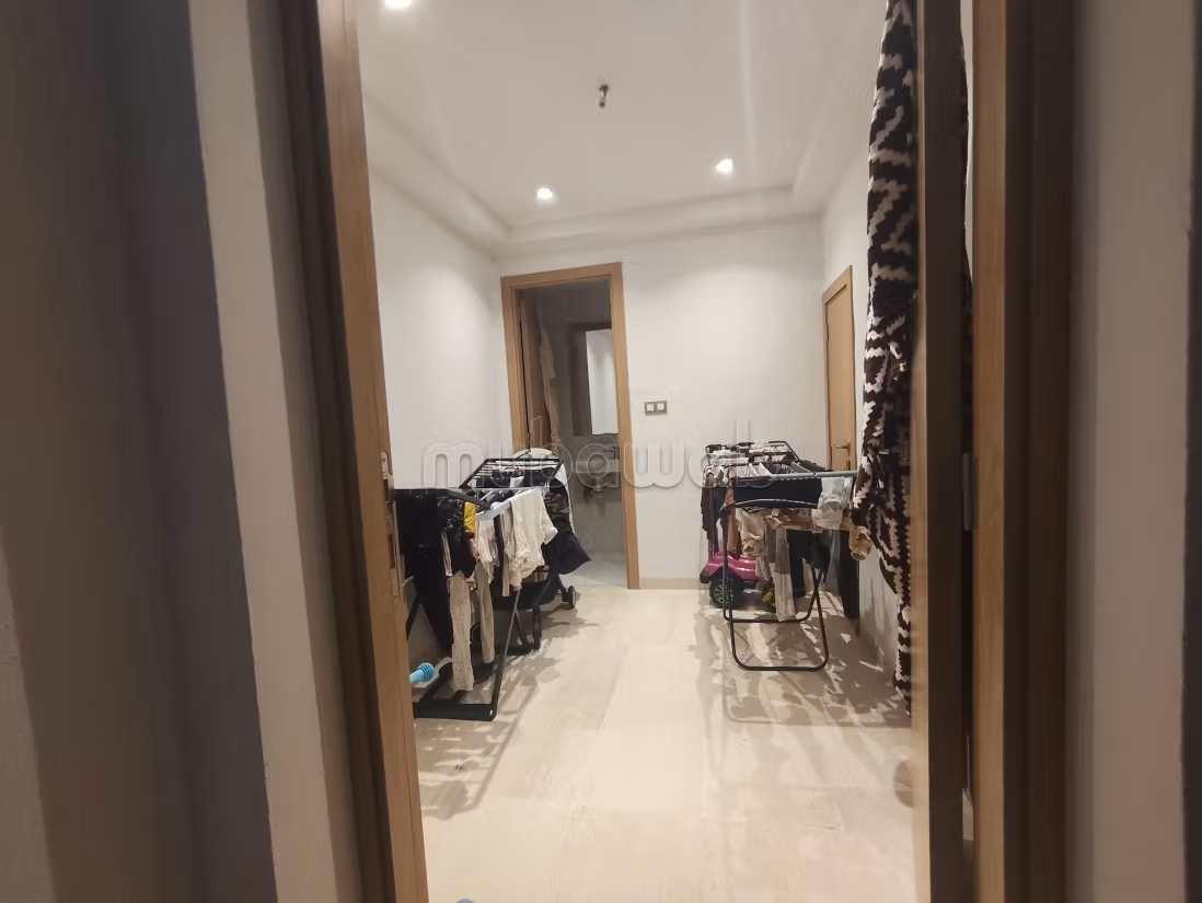 Appartement à louer à Gammarth. Surface de 193 m². Système de parabole et résidence sécurisée