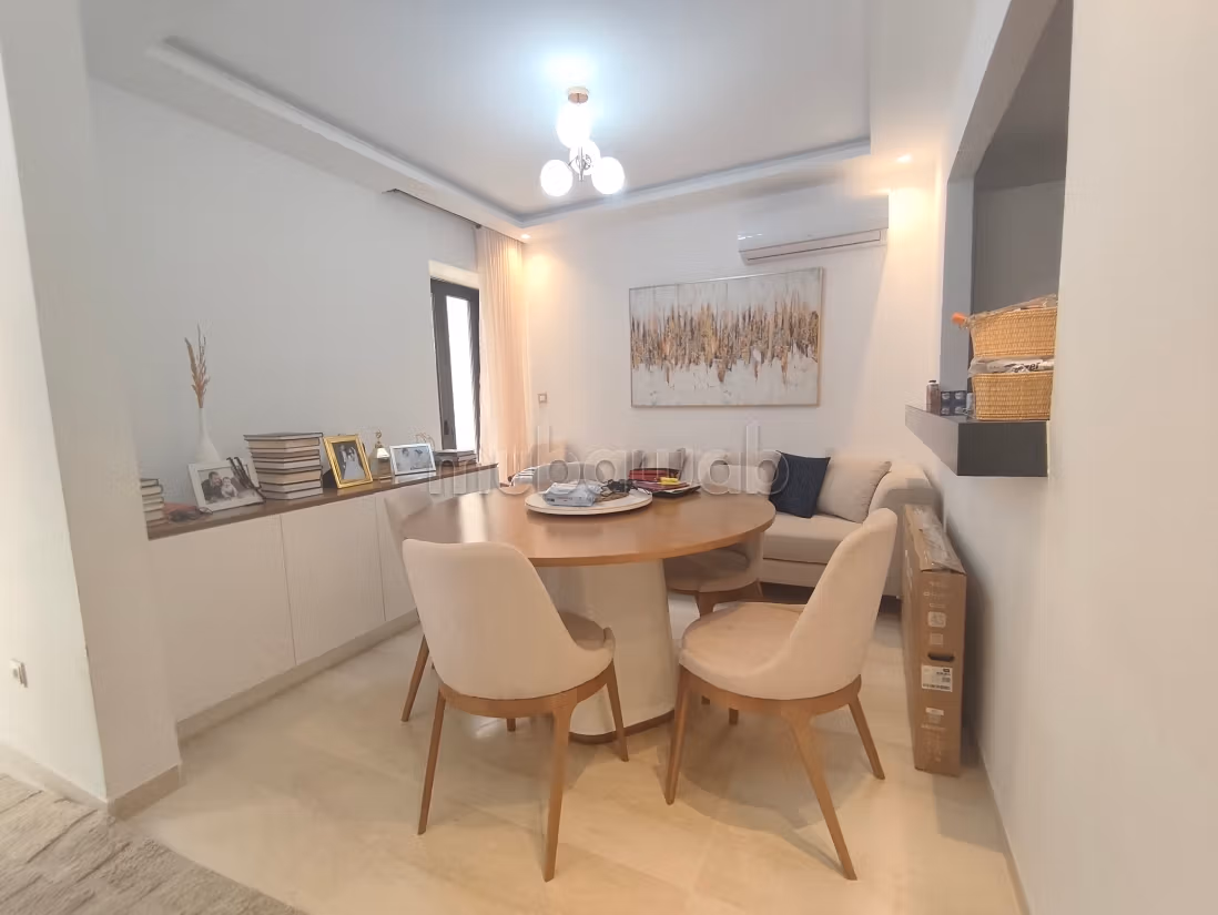 Appartement à louer à Gammarth. Surface de 193 m². Système de parabole et résidence sécurisée