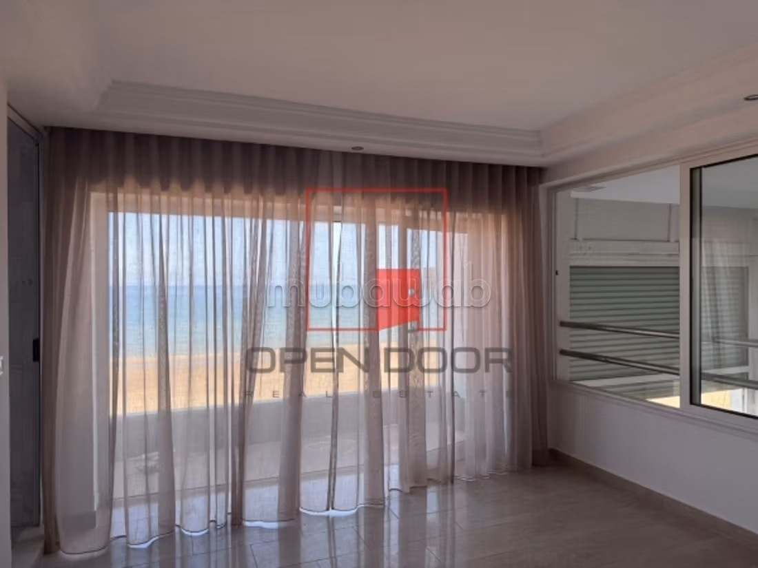 Duplex S4 arredato a piedi nell'acqua a La Marsa