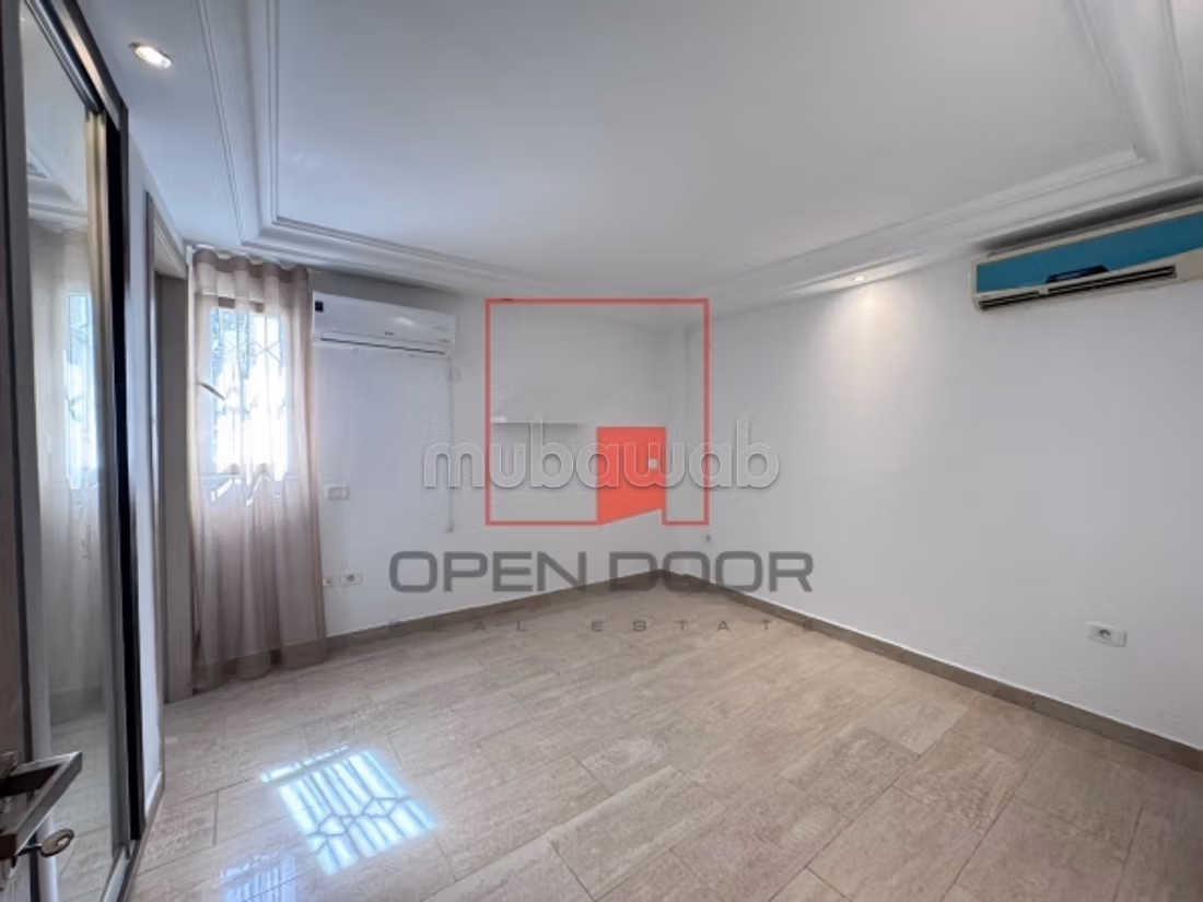 Duplex S4 arredato a piedi nell'acqua a La Marsa