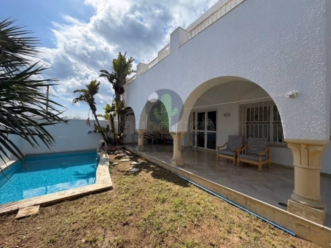 In Vendita Villa con piscina a Sidi Mahersi Nabeul
