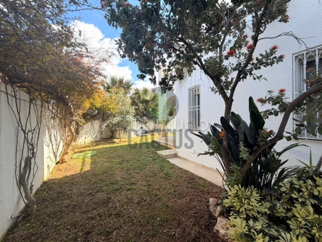 In Vendita Villa con piscina a Sidi Mahersi Nabeul