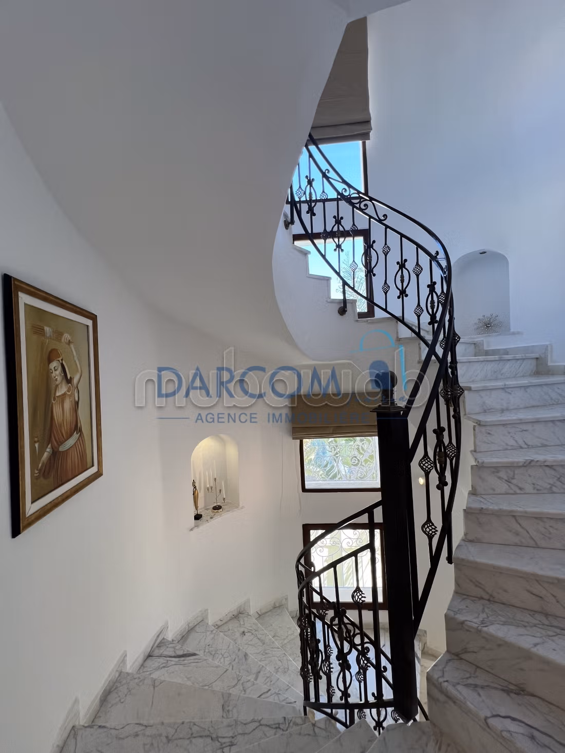 Villa lussuosa arredata nei Giardini di Cartagine
