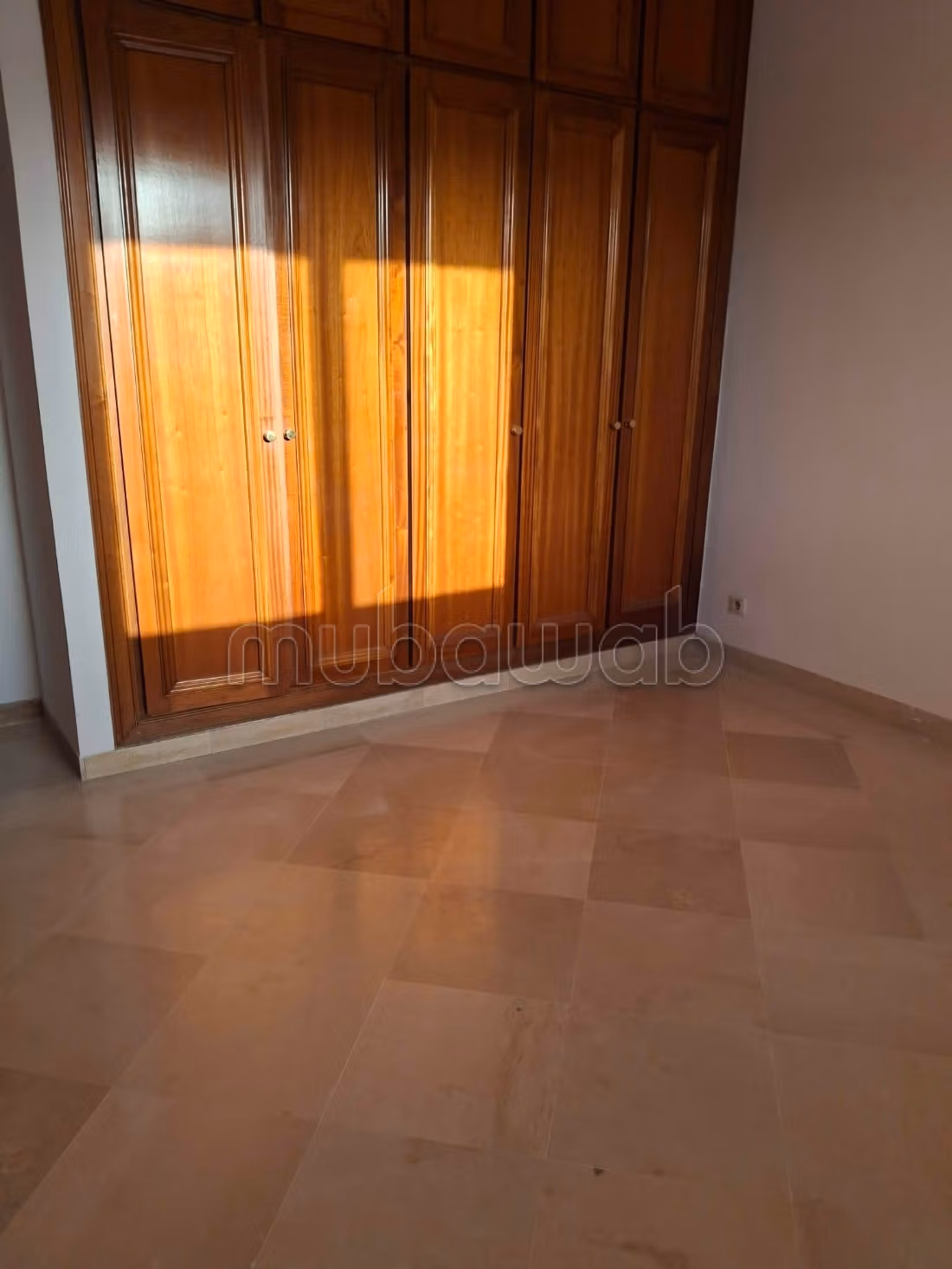 For rent - Mahrajene City
