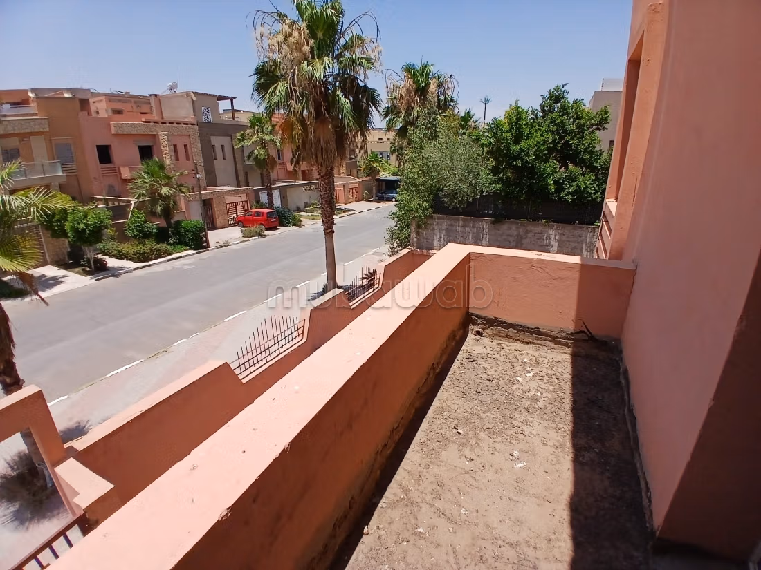 Villa semi terminada en venta