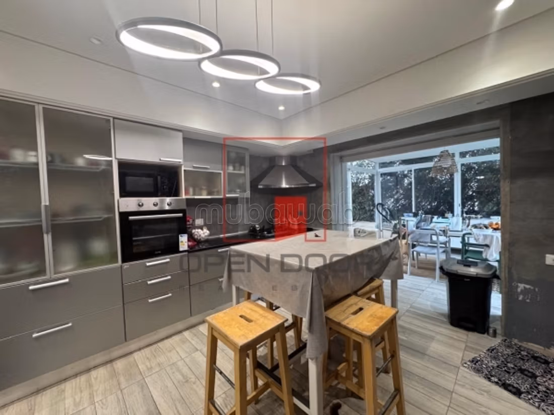 Superb S4 villa with pool in La Marsa
