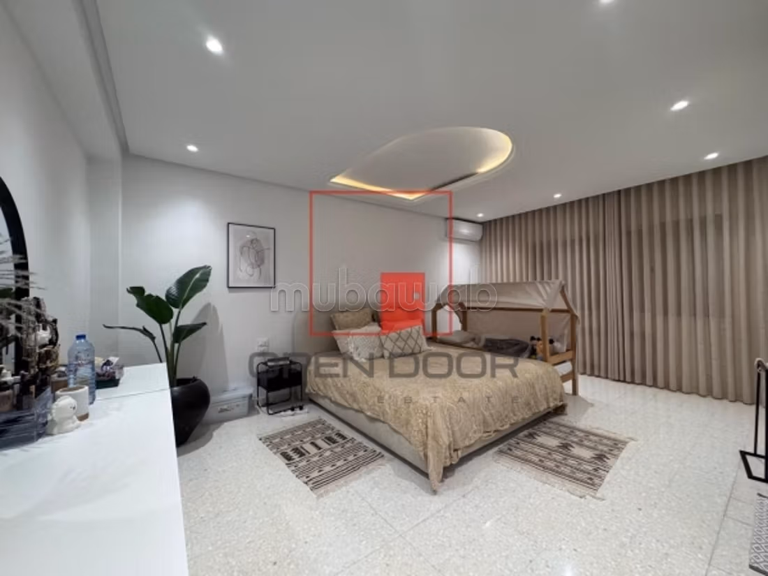 Superb S4 villa with pool in La Marsa