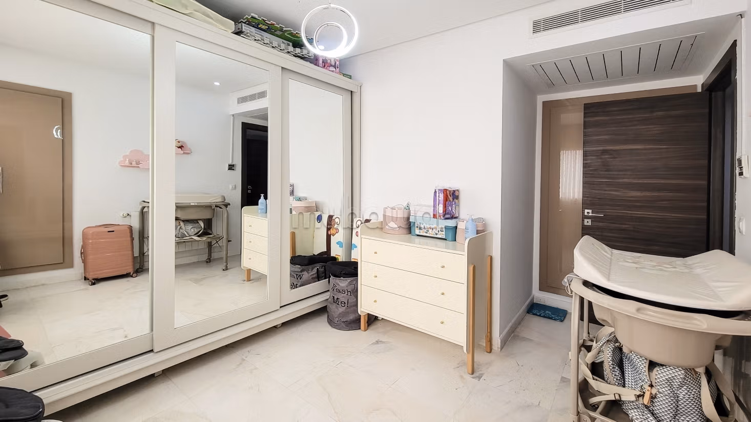 À vendre un appartement S2 à Jienen Ennasr