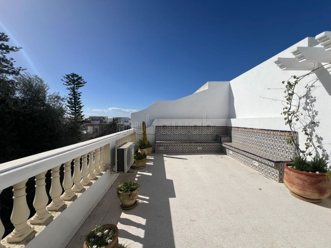 Triplex S3 with a terrace, Marsa Ville