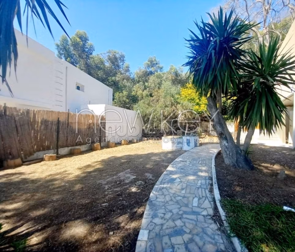 Appartamento S1 arredato e accogliente a La Marsa con vista mare
