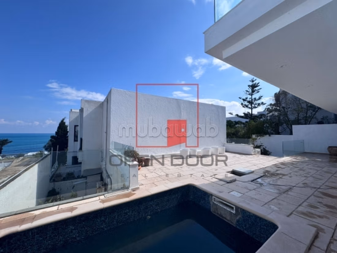 Superb S3 beachfront house in La Marsa