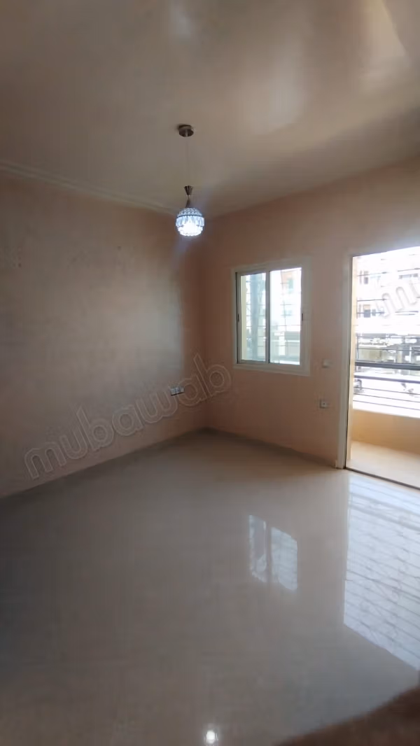 3 Bedroom Empty Apartment for Rent – Dar Bouazza