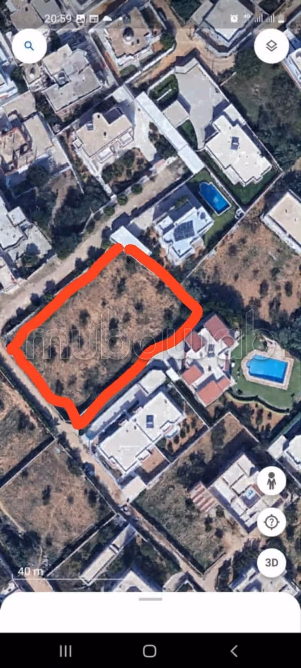 2 plots of land of 941 and 948m2