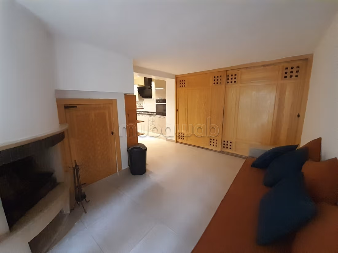 Louez votre résidence à La Marsa. Concierge et piscine