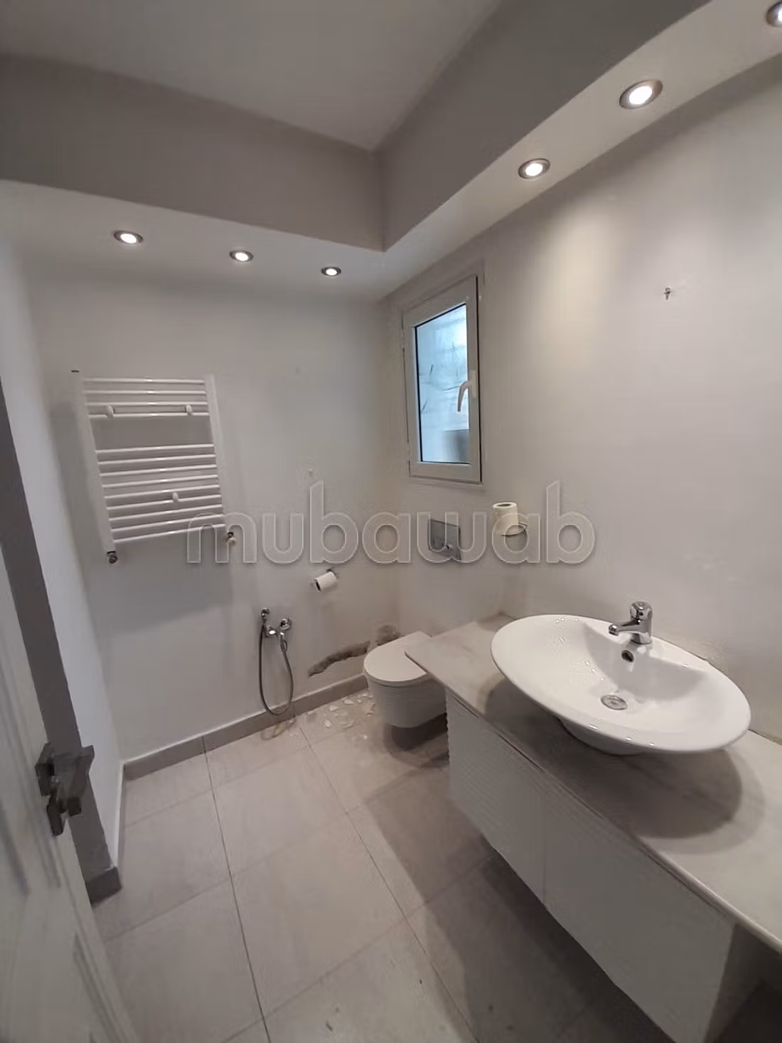 Louez votre résidence à La Marsa. Concierge et piscine