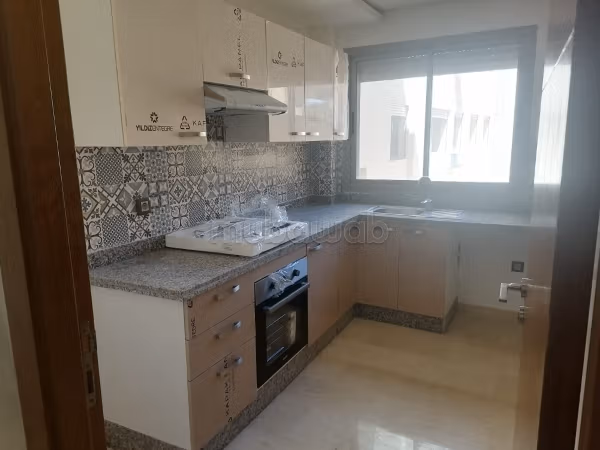 Appartamento in affitto rocce nere