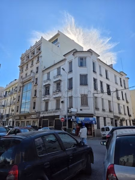 Vendita edificio - centro città Tunisi