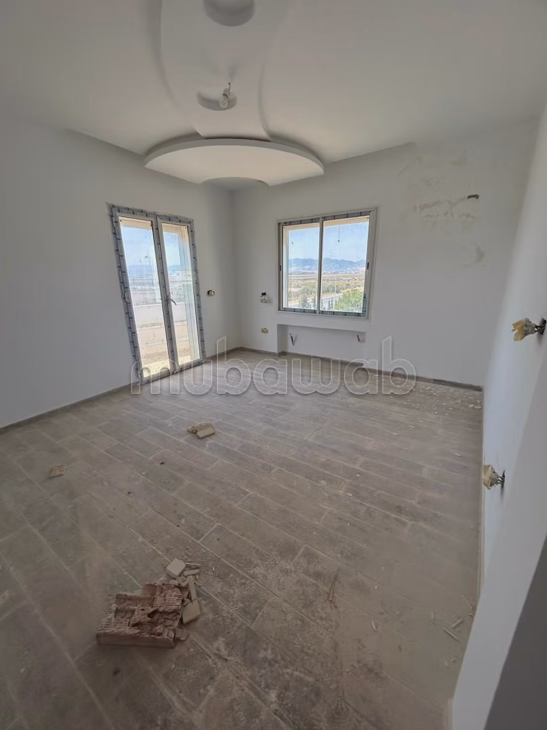 High quality villa rental. 3 rooms. Double glazing, Robust door