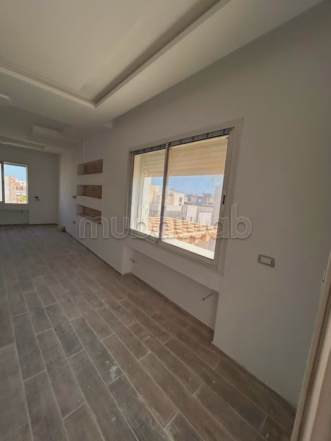 High quality villa rental. 3 rooms. Double glazing, Robust door