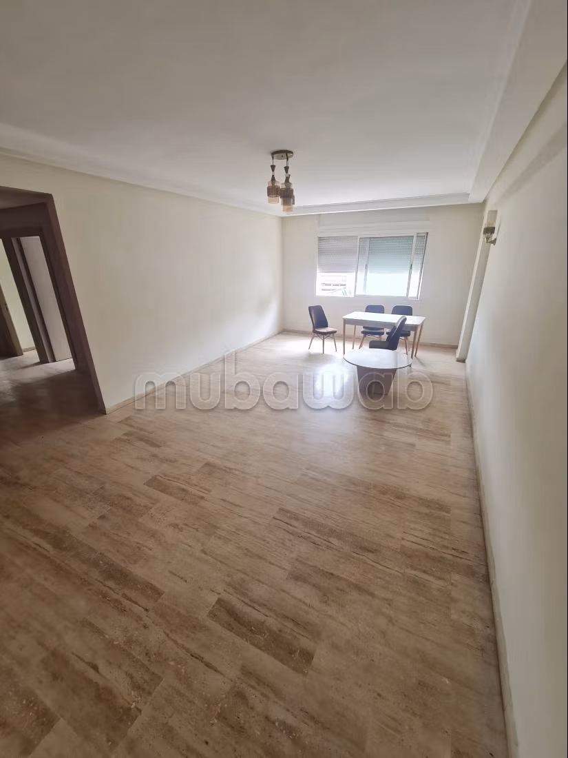 Appartamento con 2 camere da letto in affitto vicino al cfc