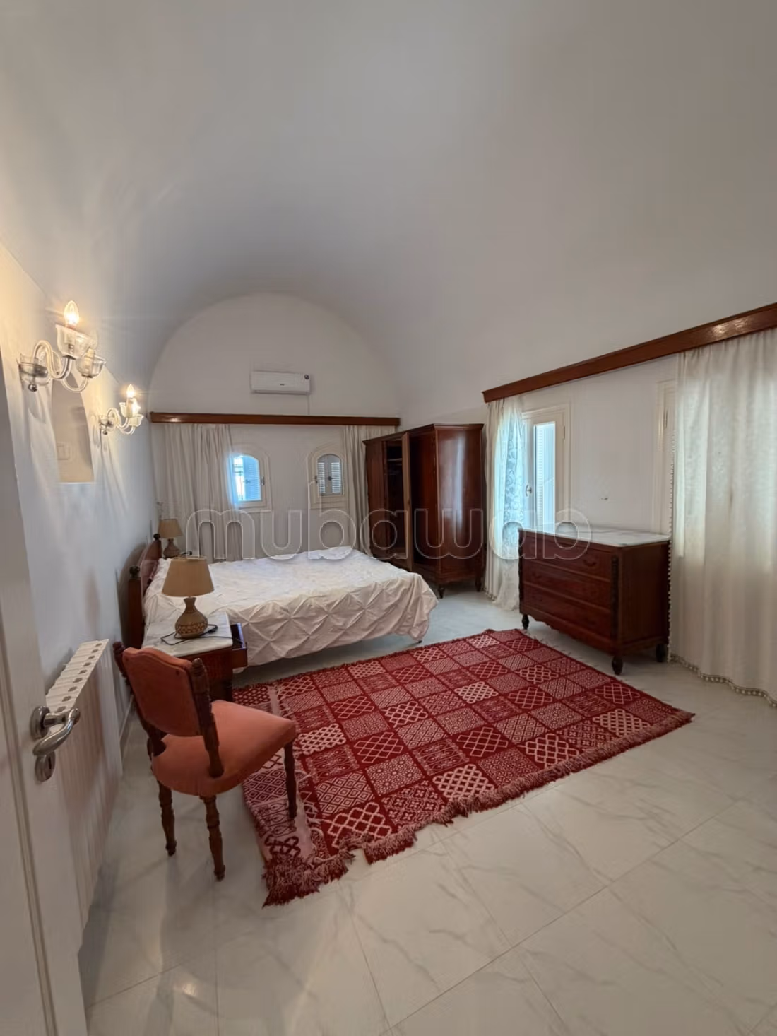 Villa de style djerbienne pieds dans l'eau à sousse