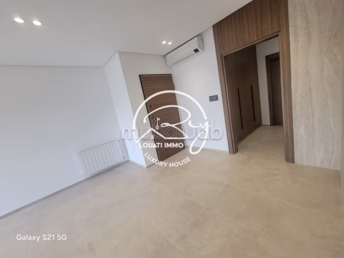 A vendre Appartement s3 à Ain Zaghouan