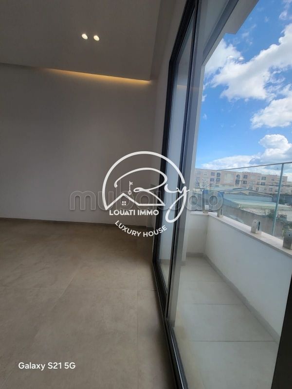 For sale Apartment S3 in Ain Zaghouan