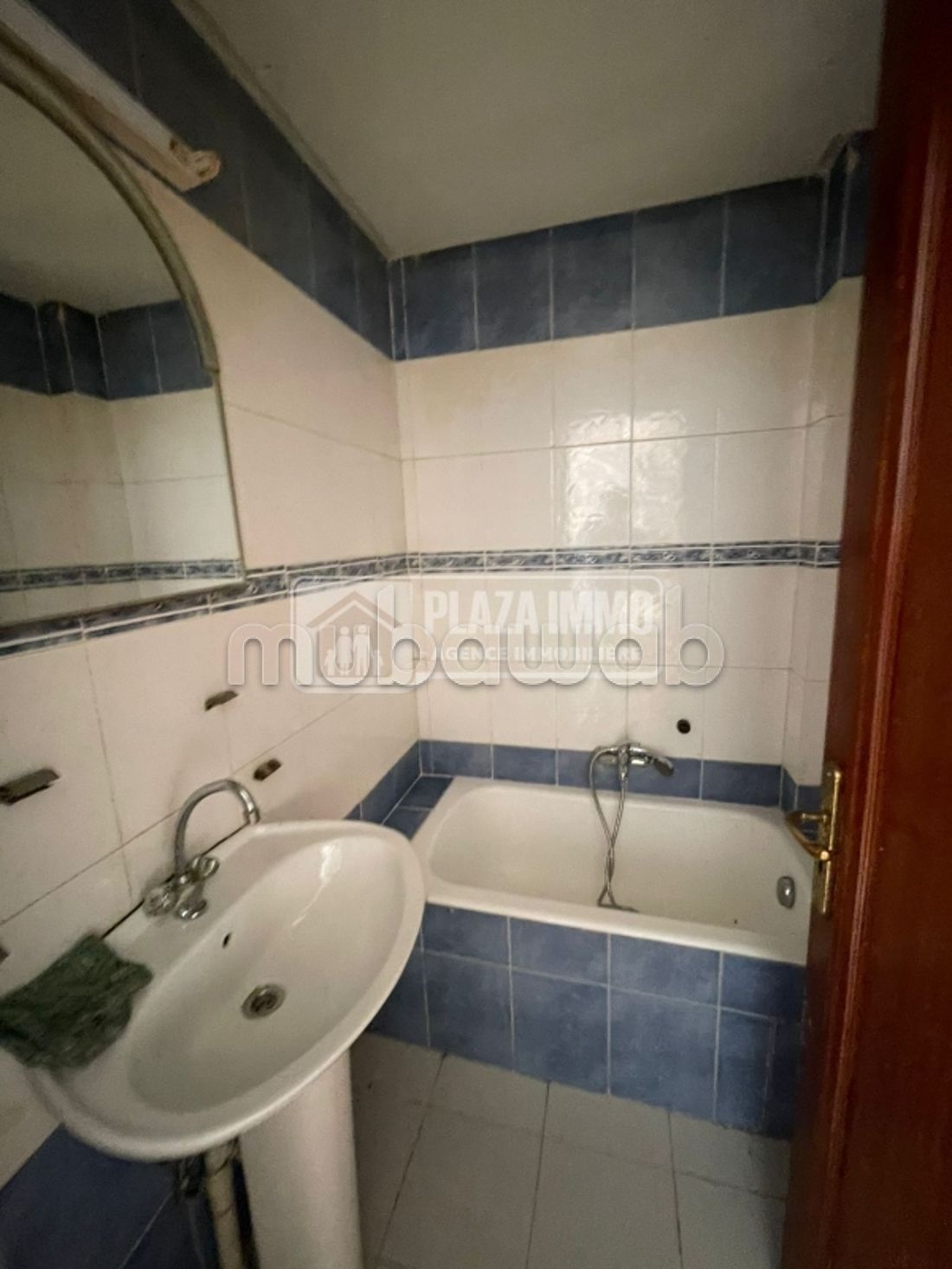 Office for rent at Lake 1