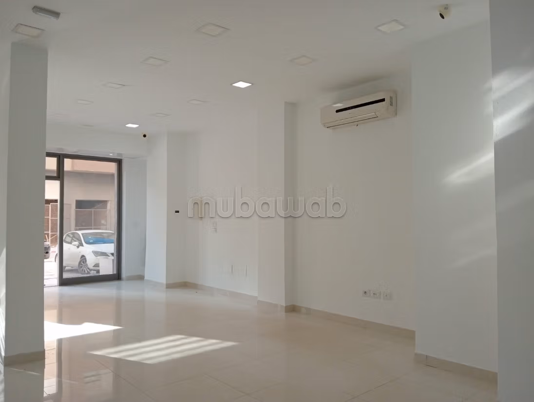 For rent commercial space in Ain Zaghouan North