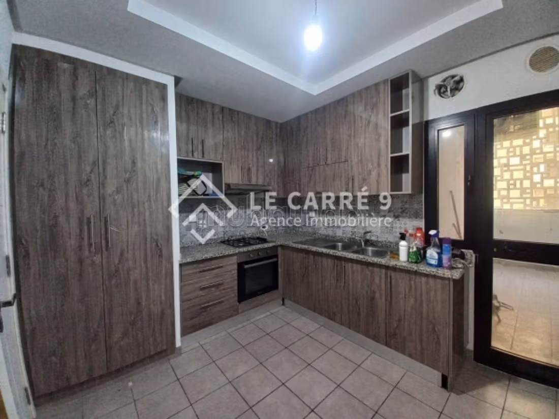 A vendre S4 aux Jardins de Carthage