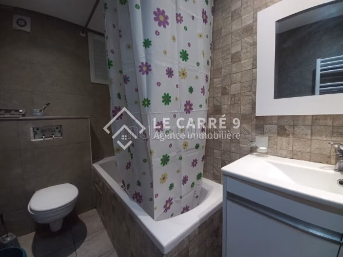 A vendre S4 aux Jardins de Carthage