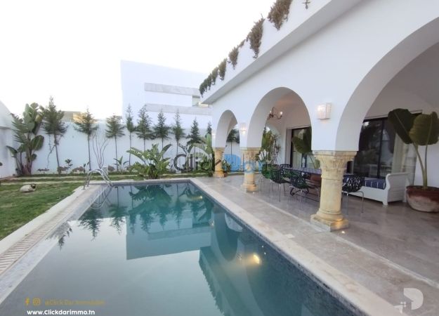 A villa with pool in S4 for rent