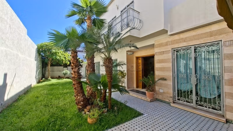 Villa 428 m² 4 bedrooms quiet garden