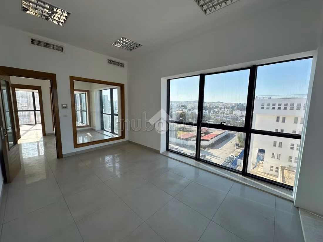 Hall5 in affitto