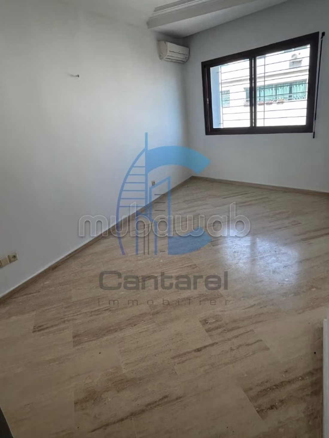 À louer – Superbe appartement avec deux balcons au quartier Palmier — 2
