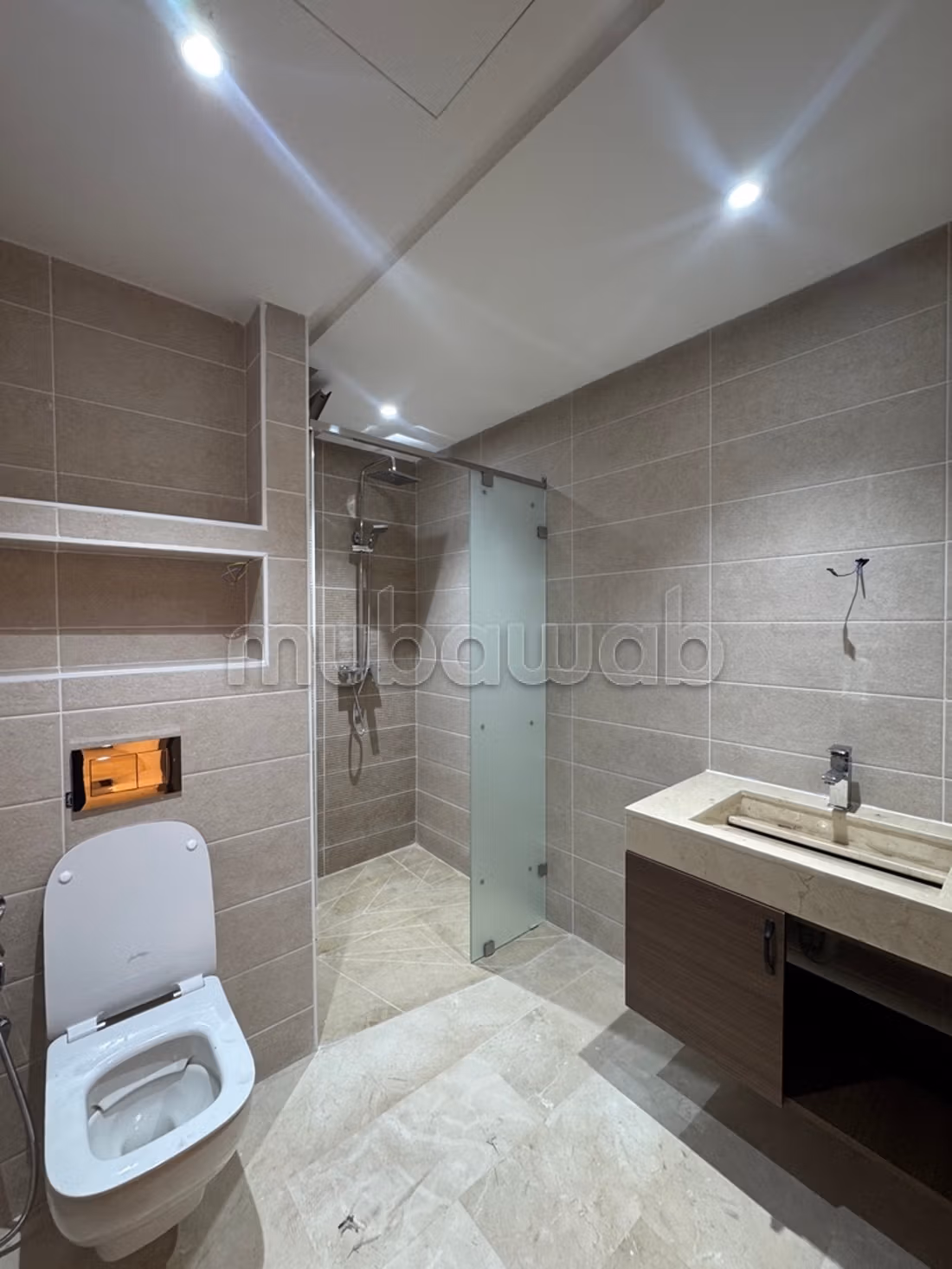Appartement 154 m² f Quartier Administratif — 8