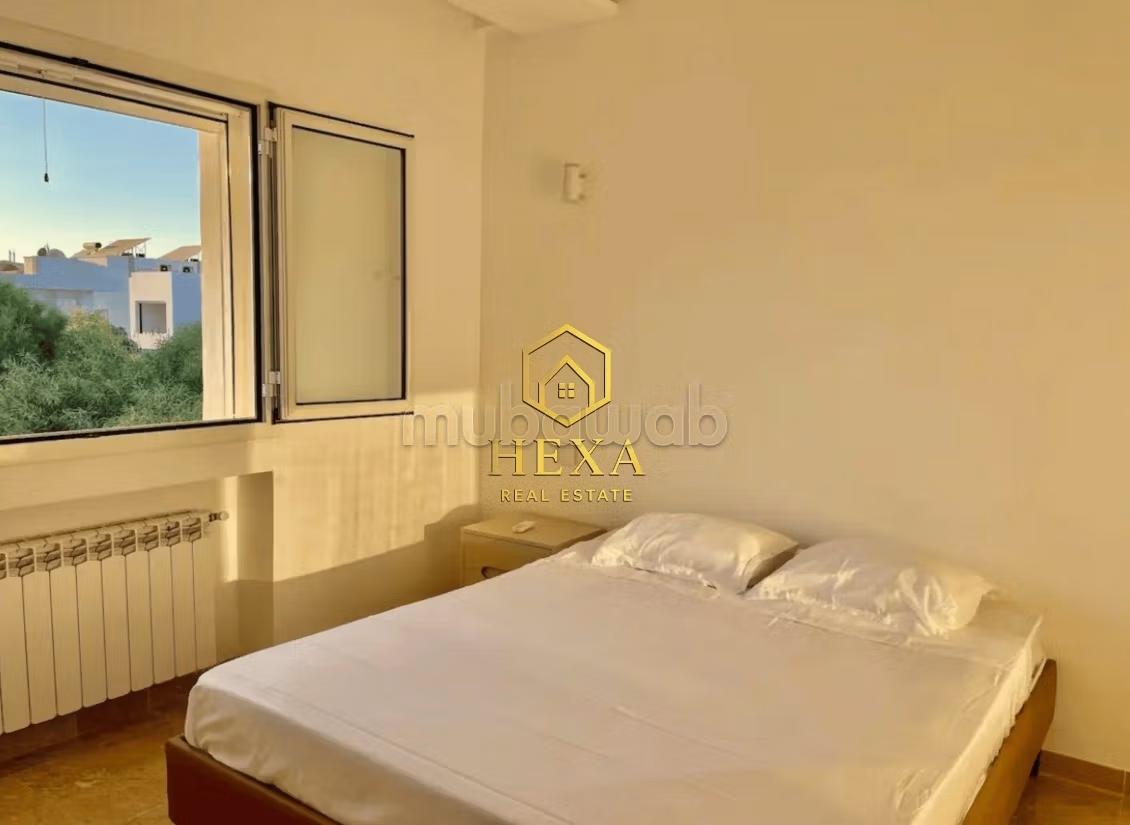 In vendita una villa con piscina a Gammarth