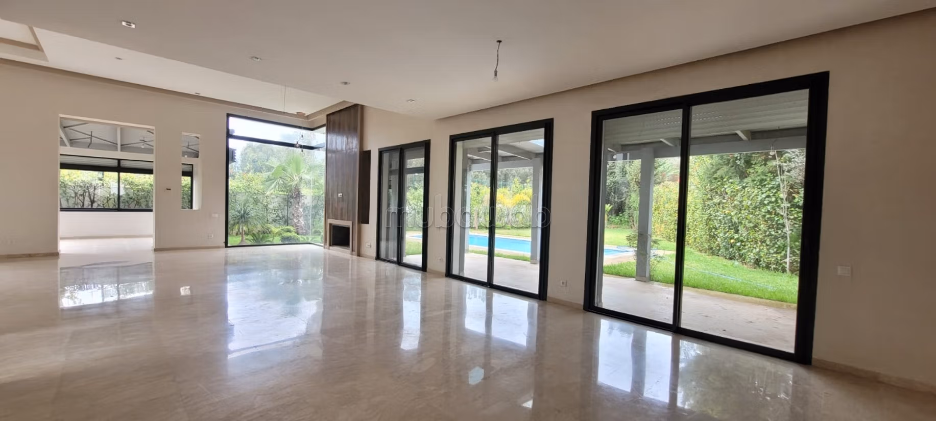 Villa moderne et spacieuse à louer en résidence fermée