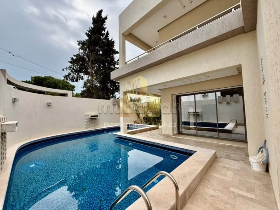 Location villa meublée s 5 a la marsa