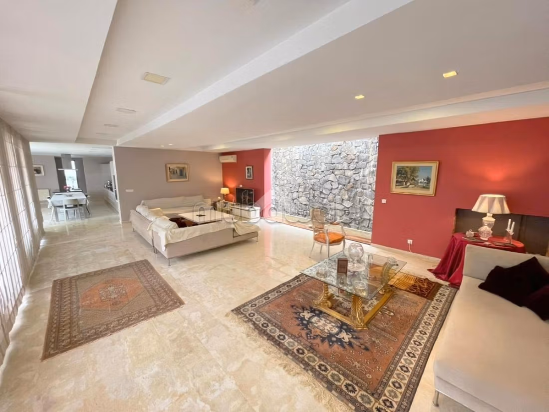 Villa en bande en vente
