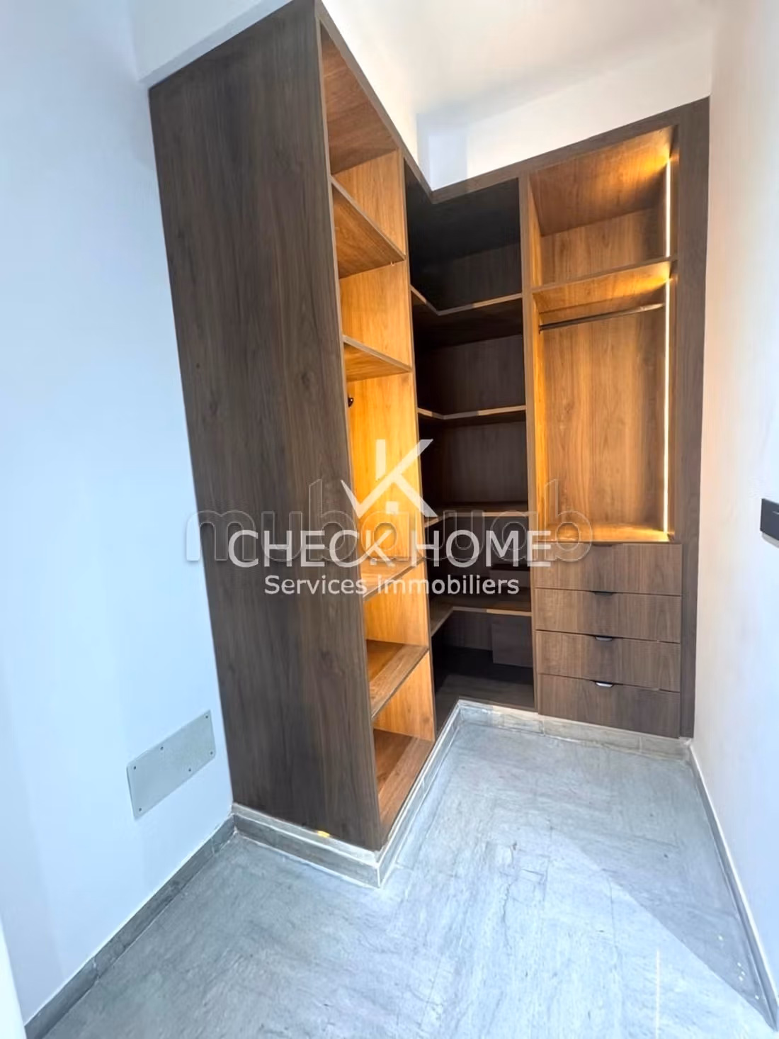 A vendre Villa S3 neuve à béni khiar plage vue sur mer